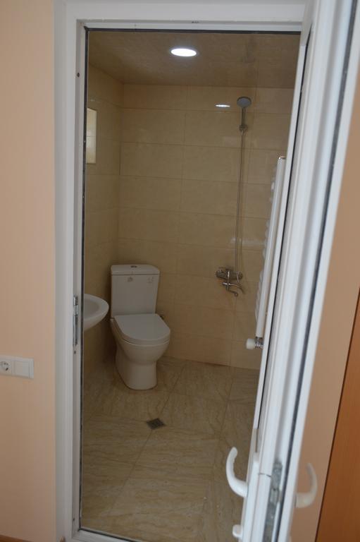 Guest House Qubi カズベギ エクステリア 写真