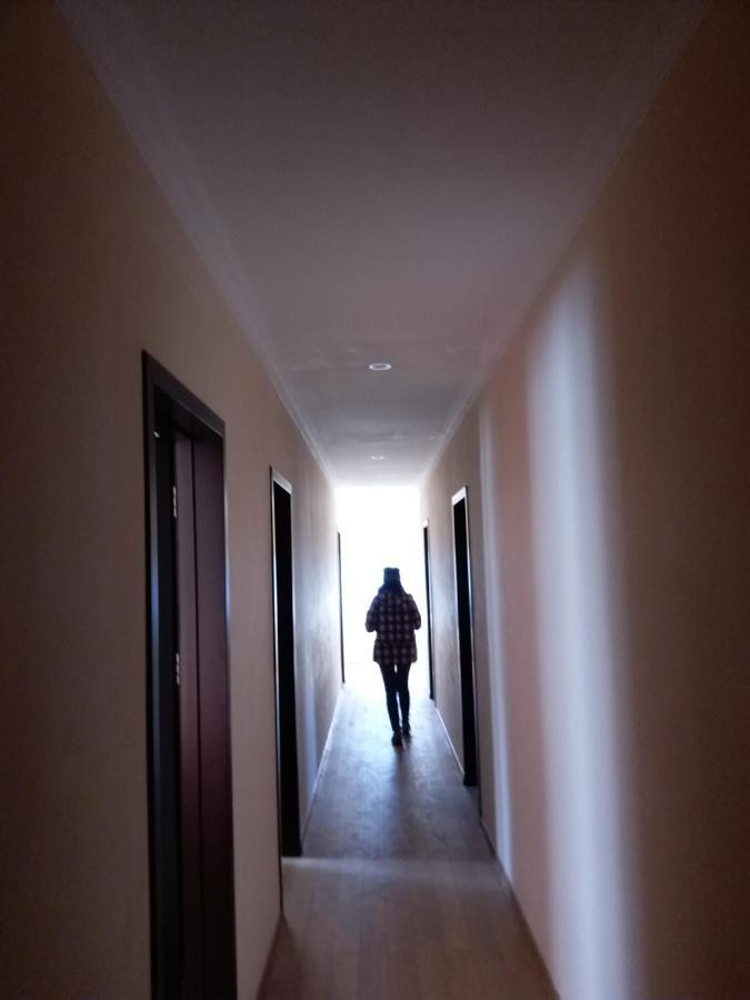 Guest House Qubi カズベギ エクステリア 写真
