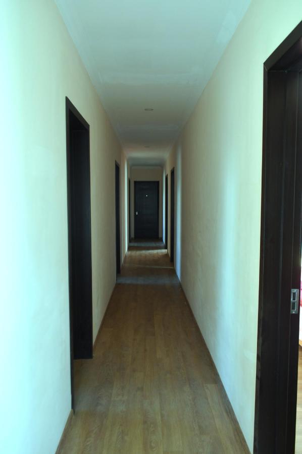 Guest House Qubi カズベギ エクステリア 写真